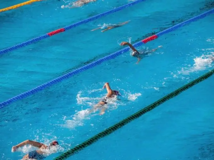 How to get out of the pool if swimming trunks have flown off from a swimsuit