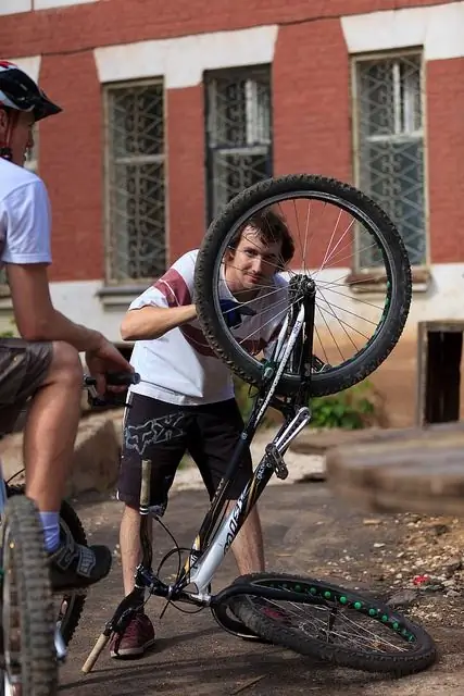 Cómo repintar una bicicleta